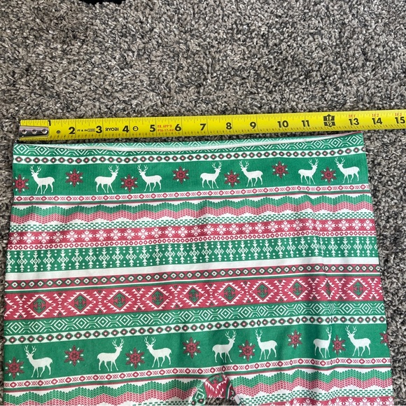 juniors deer red and green leggings size medium 7/9 - Picture 3 of 8